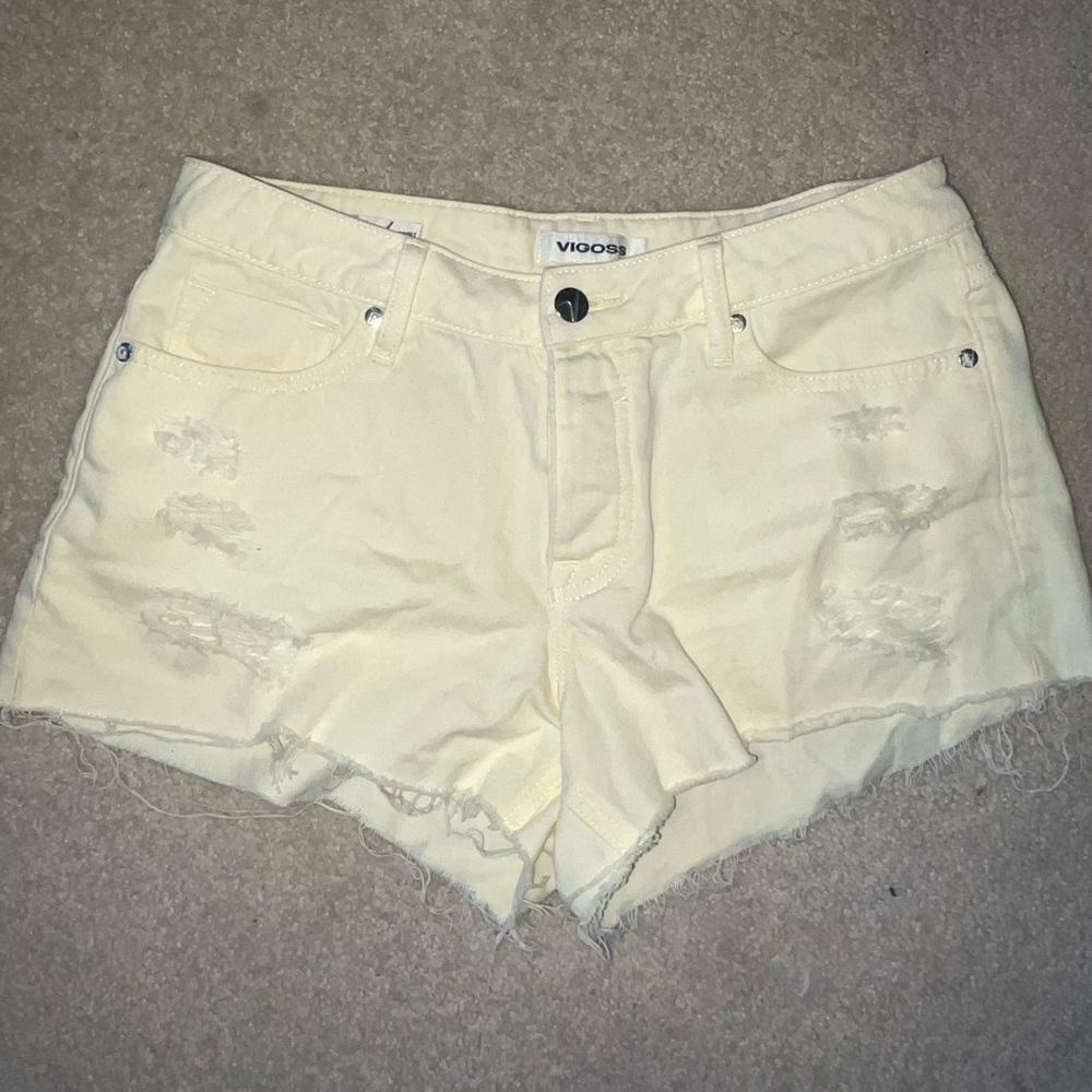 Vigoss jean shorts.